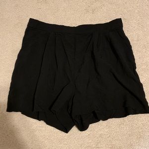 H&M Black Flowy Shorts
